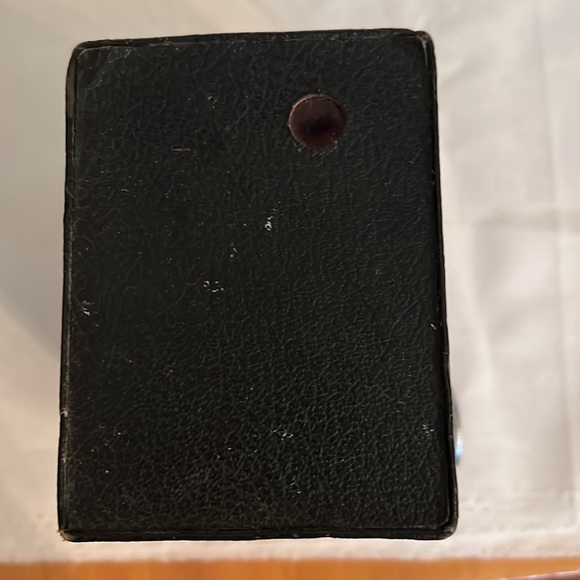 Vintage Kodak Target Brownie Six-20 Camera - Picture 5 of 9